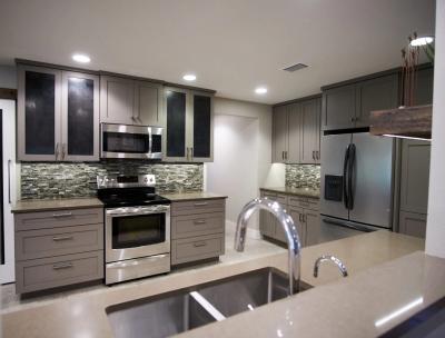 Range and tall cabinet wall